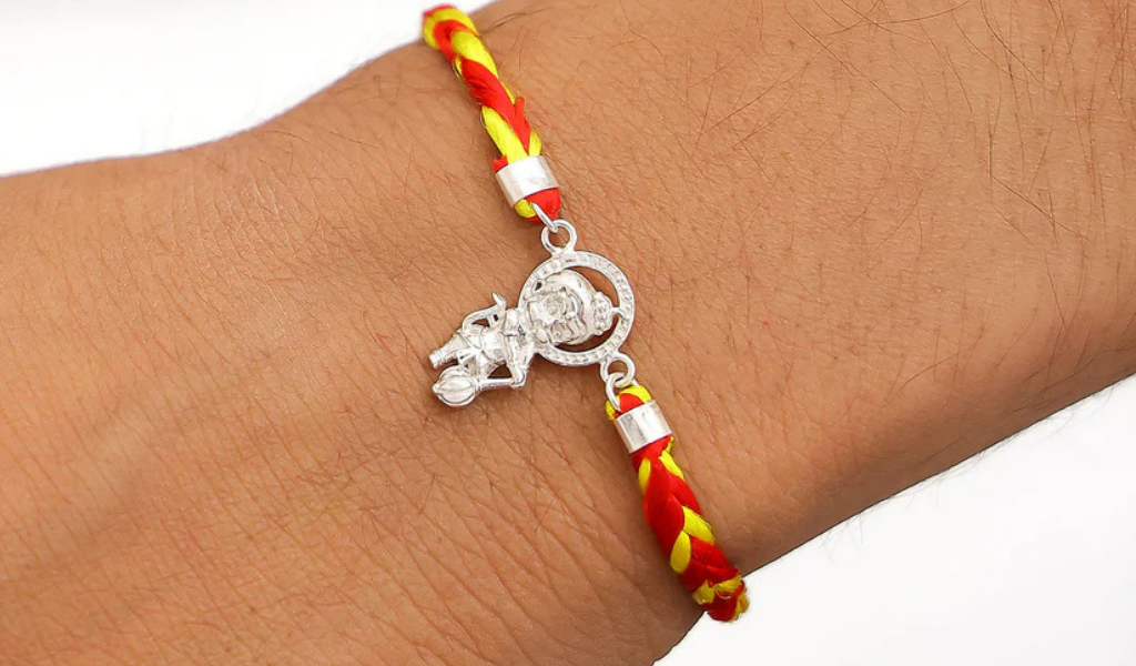 Celebrate Raksha Bandhan with Elegant & Pure Silver Rakhis from Tweov
