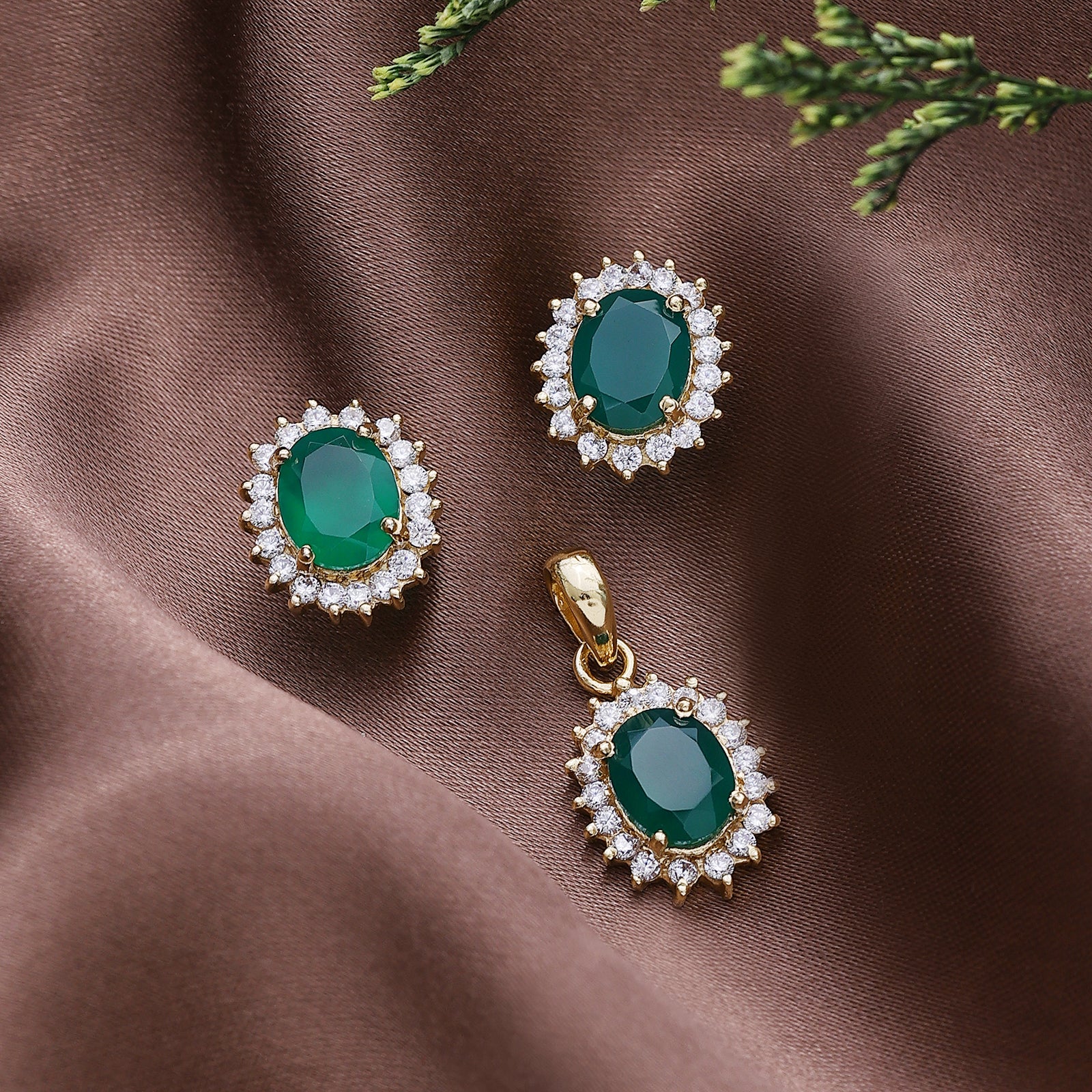 Pure Silver Jewellery Sets - Royal Emerald Earrings With CZ Pendant Set - Tweov Jewels