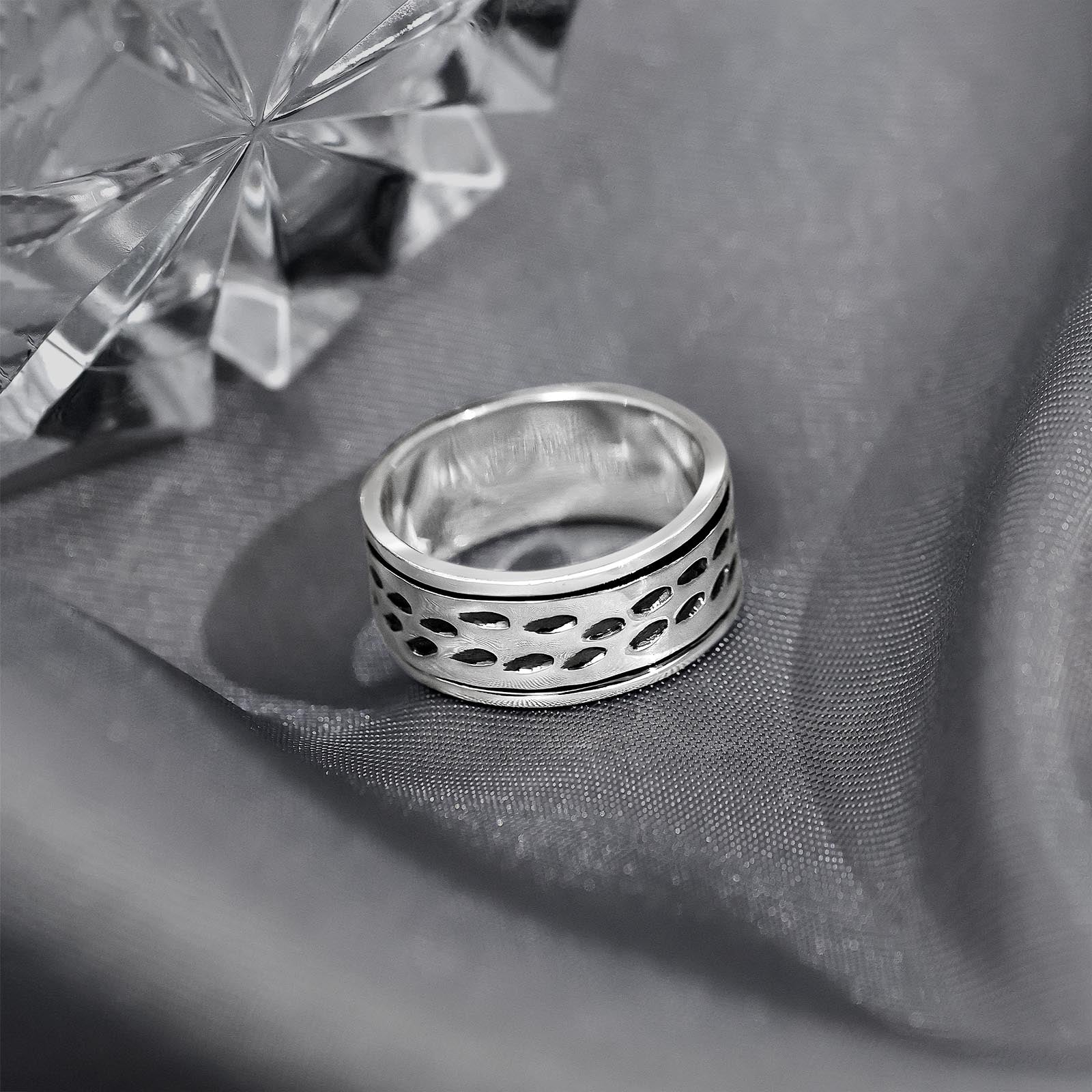 925 sterling silver plain carved band ring - Tweov Jewels