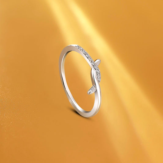 925 Sterling Silver Cz Studded Knot Finger Ring for Women