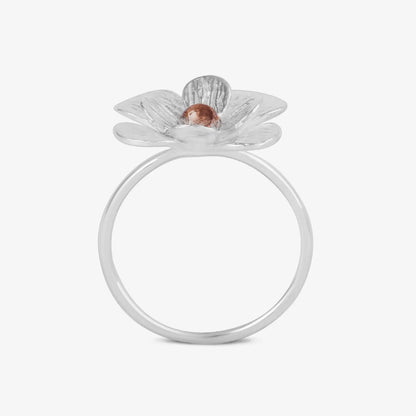 Elegant Silver Flower Ring