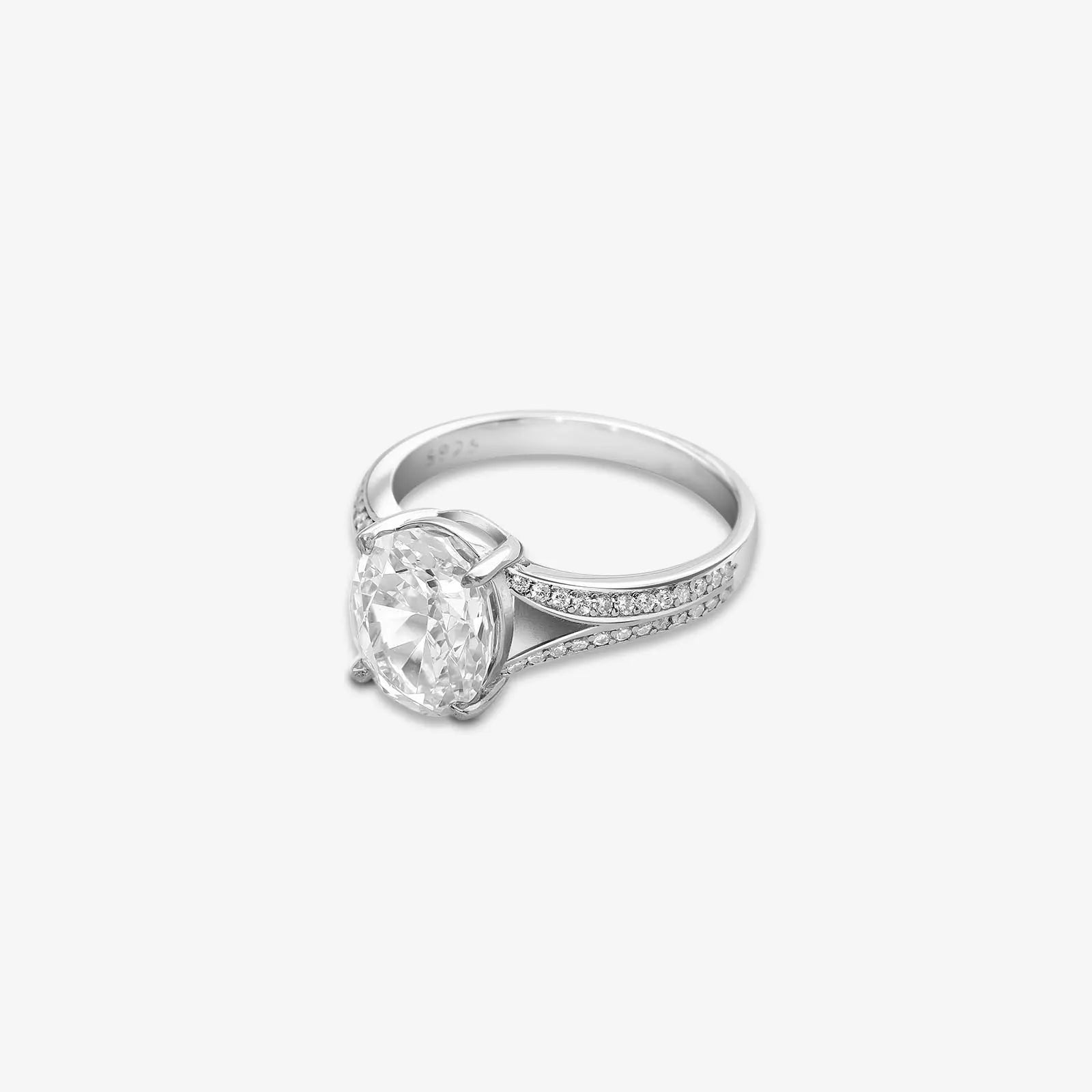 Oval Cut Silver Diamond Ring - Tweov Jewels