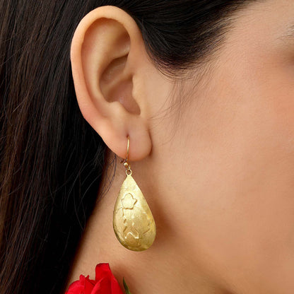 Pure Silver Earrings - Made With Golden Sunrays - Tweov Jewels