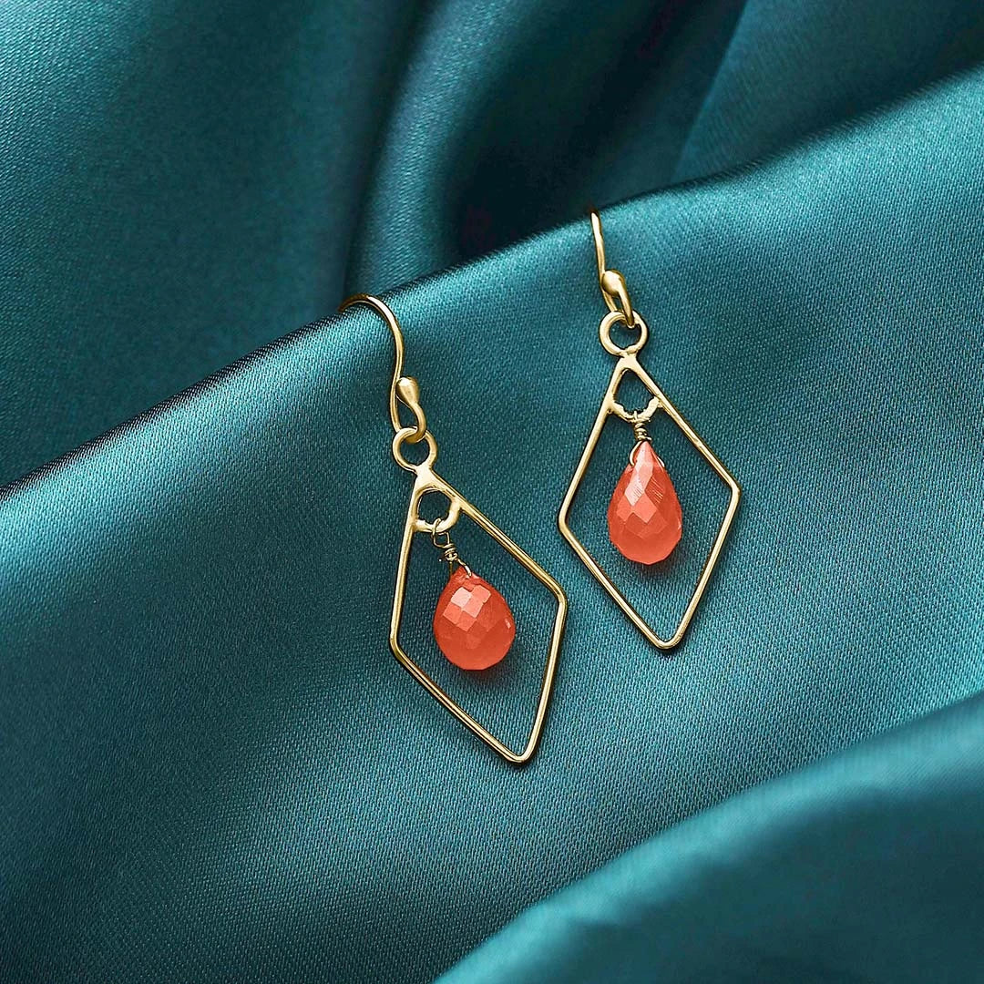 Contemporary Jewellery - Pure Silver Earrings &#8211; Diamond Shaped Carnelian Drop