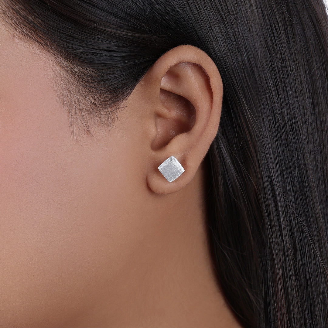 Silver stud - Pure Silver Stud &#8211; Square Shaped Goodie