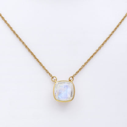 Gold-Plated Silver Necklace - Gold-Plated Silver Necklace with Moonstone