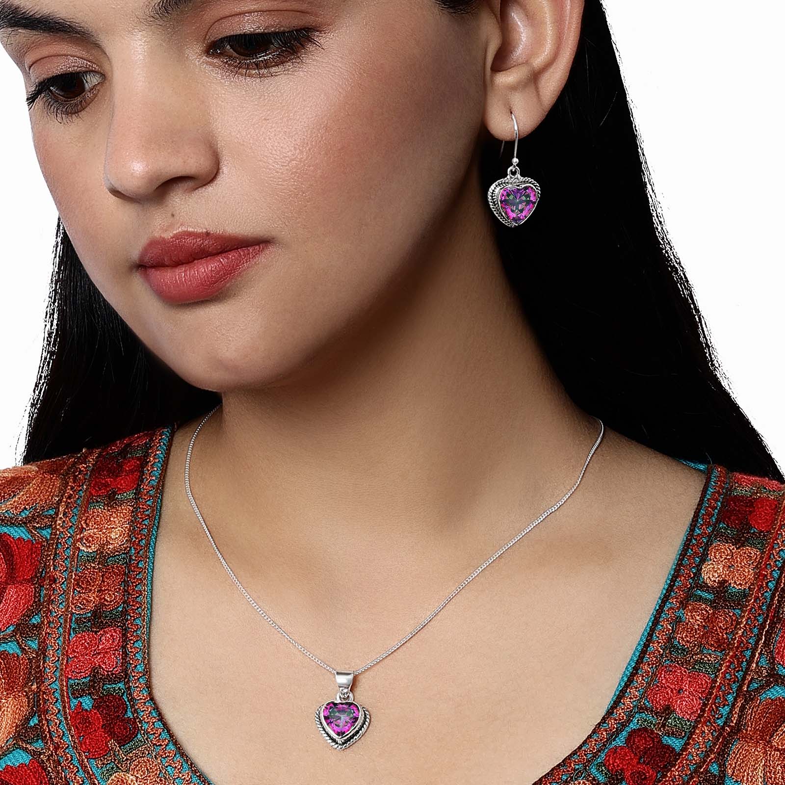 352 - Pure Silver Jewellery Set &#8211; Heart Shaped CZ Studded Pendant Set