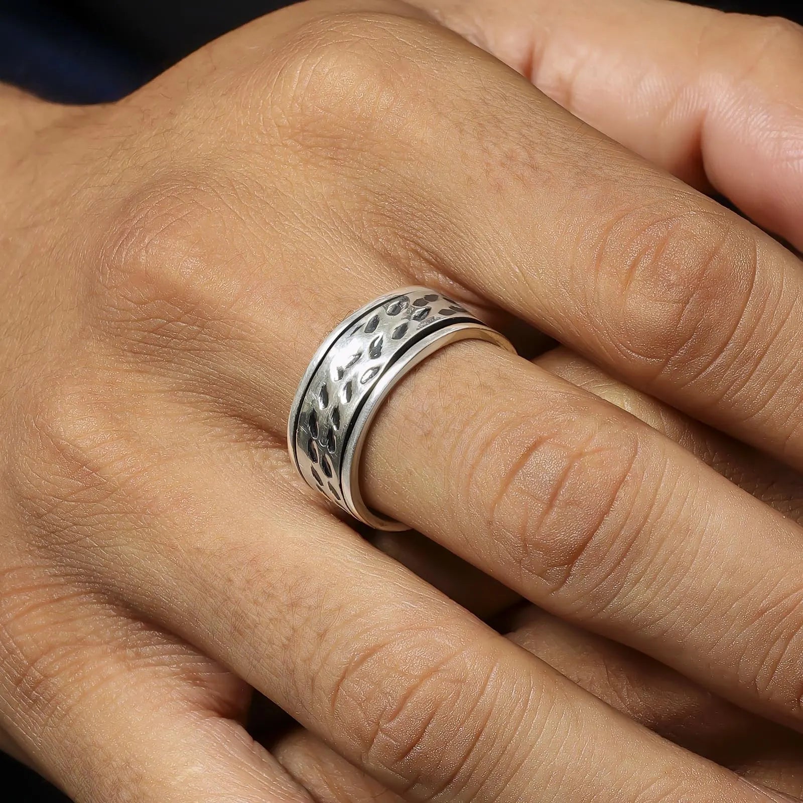 Black Stripes Carved Silver Band Ring