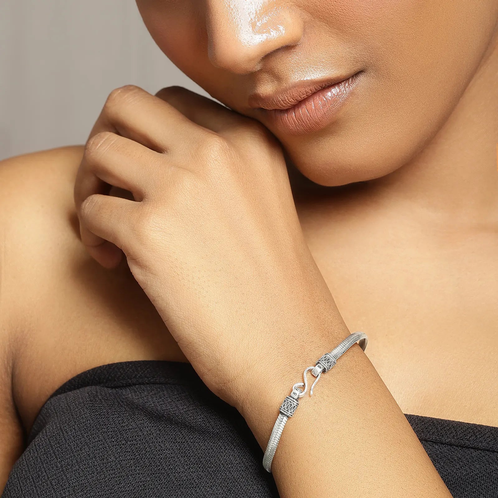 Antique Oxidized Silver Snake Bracelet - Tweov Jewels