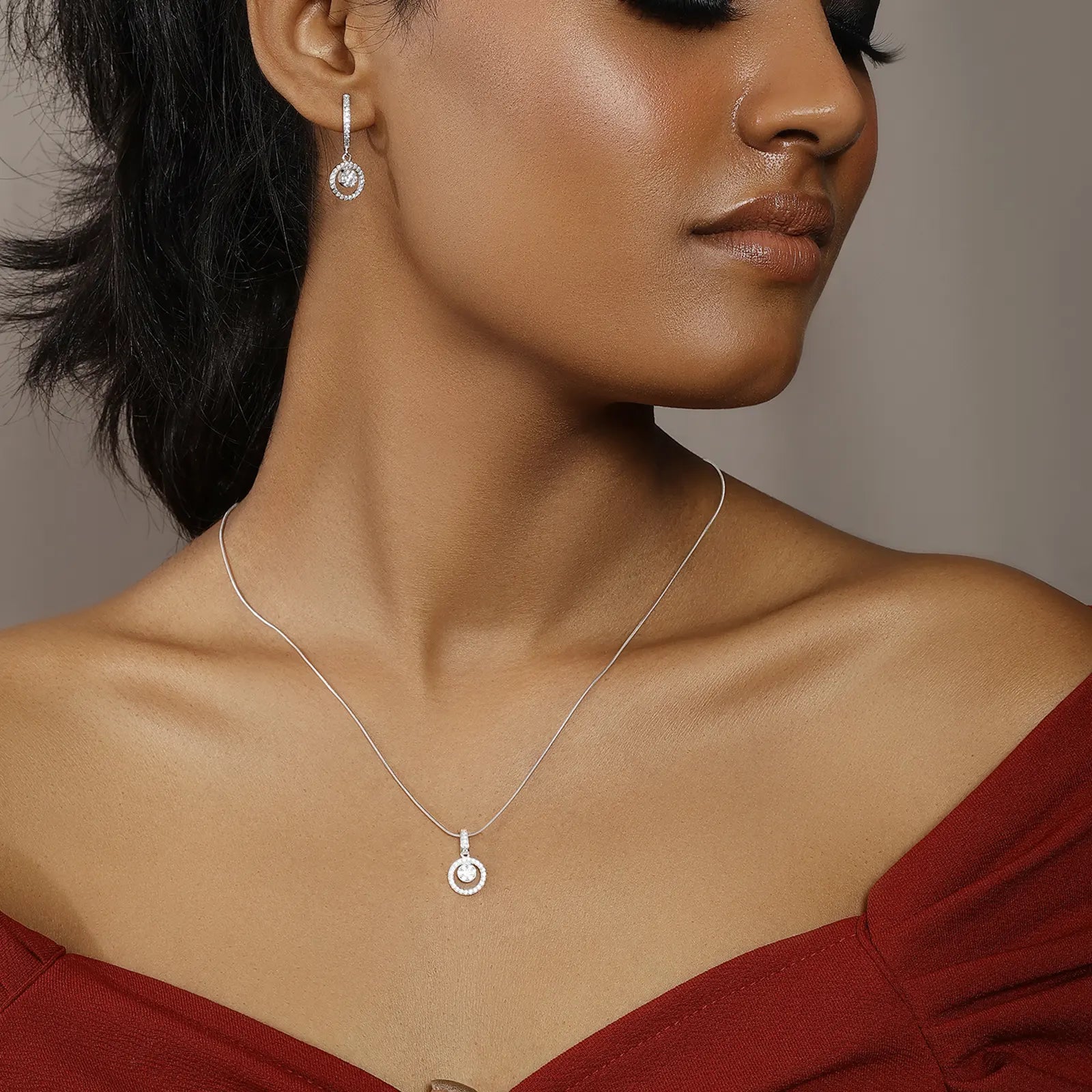 Round Cut Silver Floral Pendant & Hoop Earrings Set - Tweov Jewels