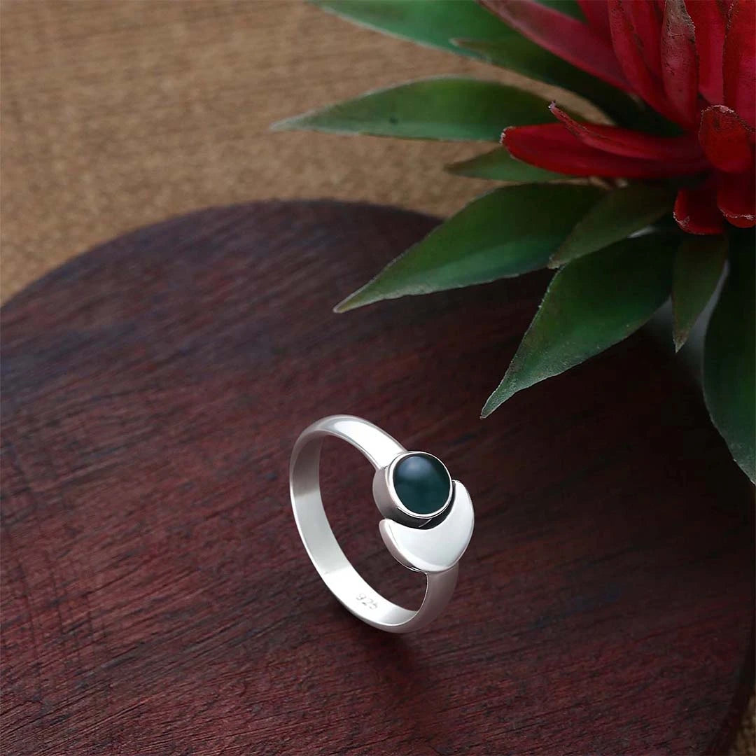 Classic Rings - Melting Moon Emerald Green Simple Silver Ring