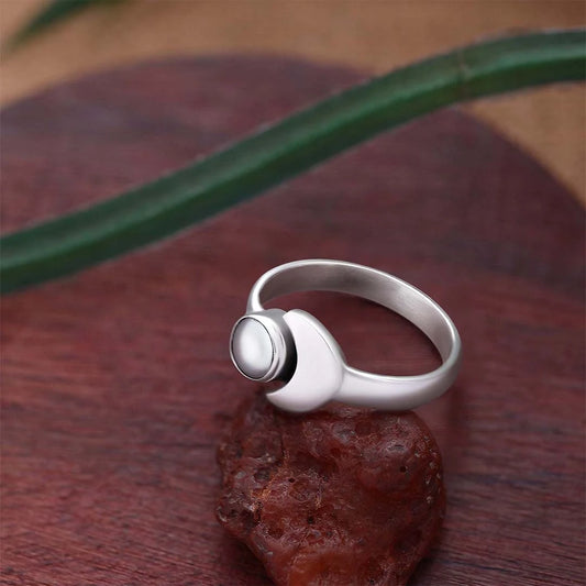 Classic Rings - Pure Silver Ring &#8211; Moonbeam Glow With White Pearl