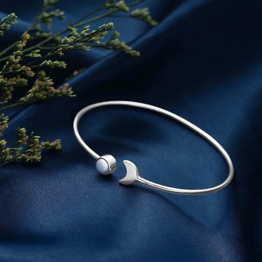 Pure Silver Bracelet for Men &amp; Women - Pure Silver Bracelet for Women &#8211; Timeless Elegance With White Pearl