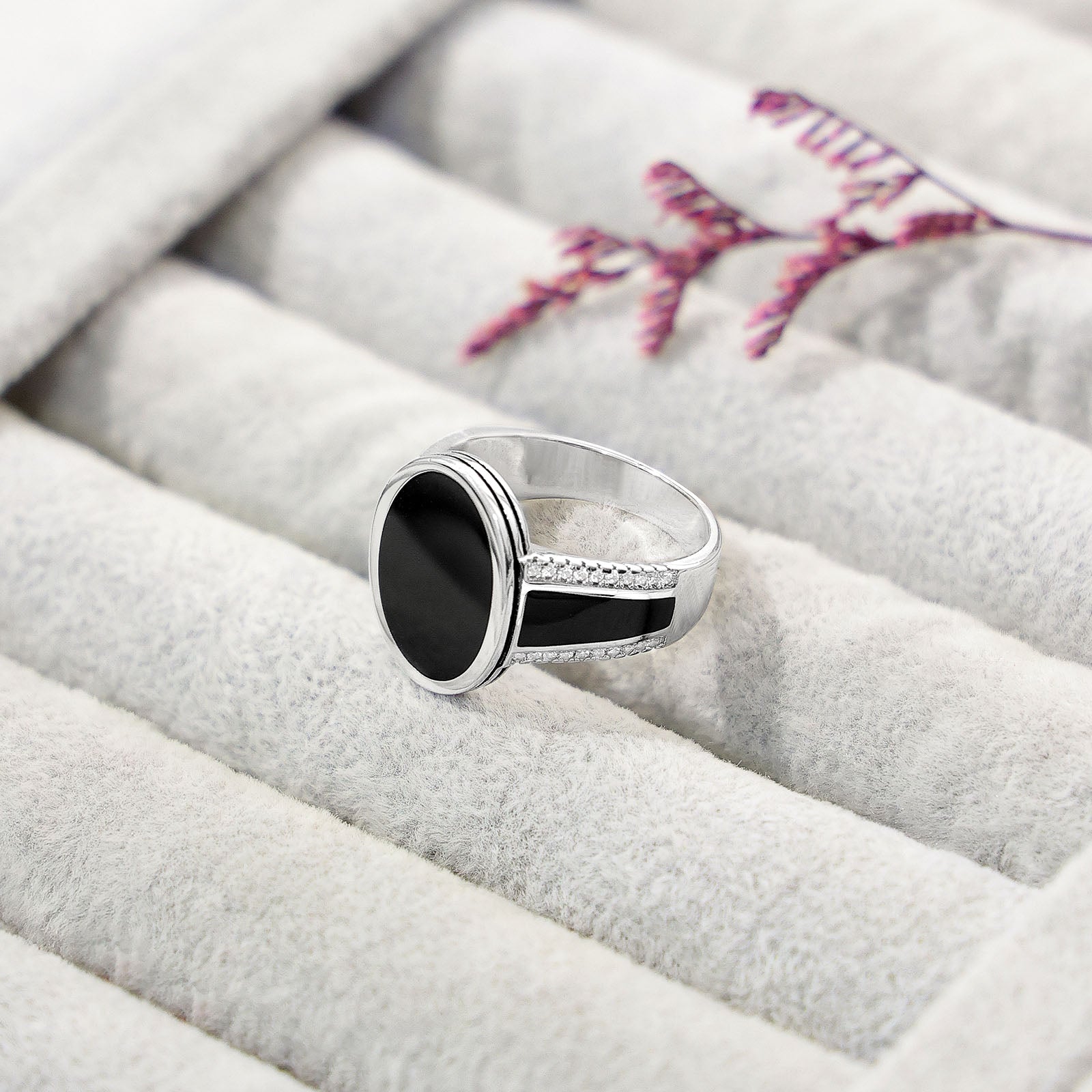 Men Rings - Pure 925 Silver Ring &#8211; Oval-Shaped Black Onyx Ring