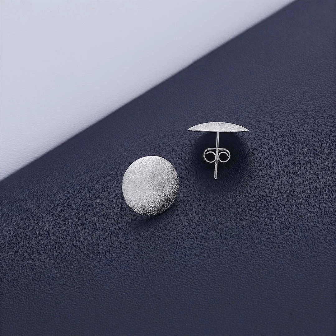 Contemporary Jewellery - Pure Silver Studs &#8211; Sparkling Round Model