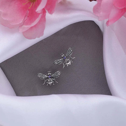 Great Summer Sale - Pure Silver Stud &#8211; Buzzy Bee Stoned Design