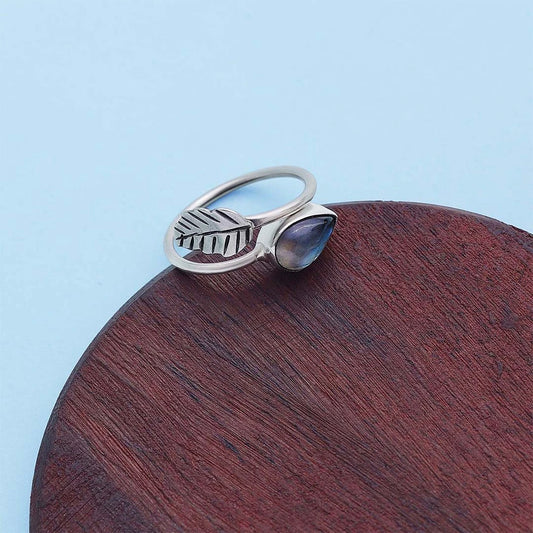 Classic Rings - Soothing Blue Labradorite Stone Ring