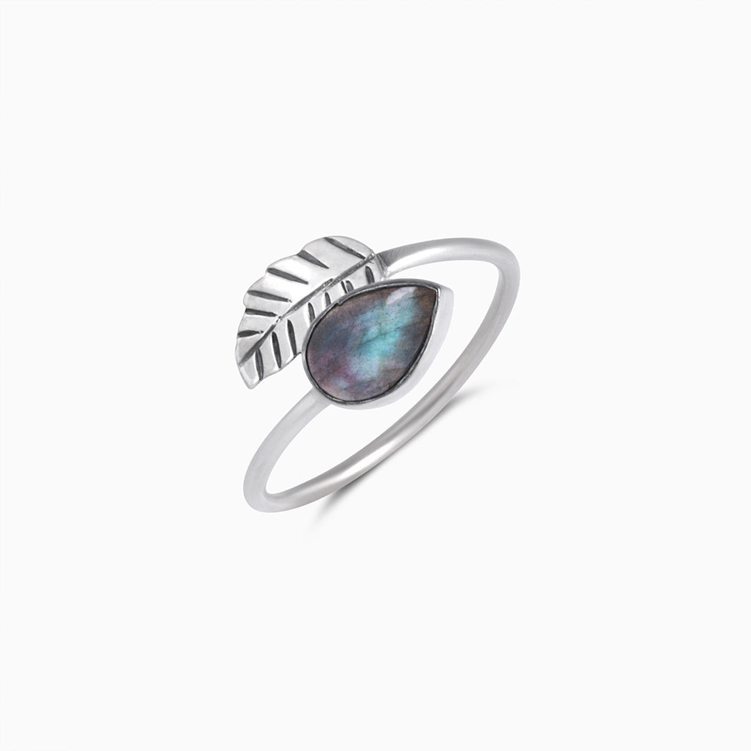 labradorite ring - Soothing Blue Labradorite Stone Ring