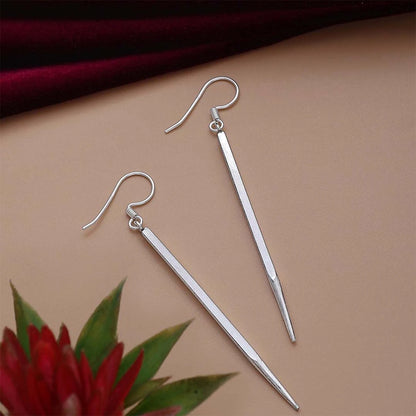 Contemporary Jewellery - Pure Silver Earrings &#8211; Dazzling Pencil-Shaped Design