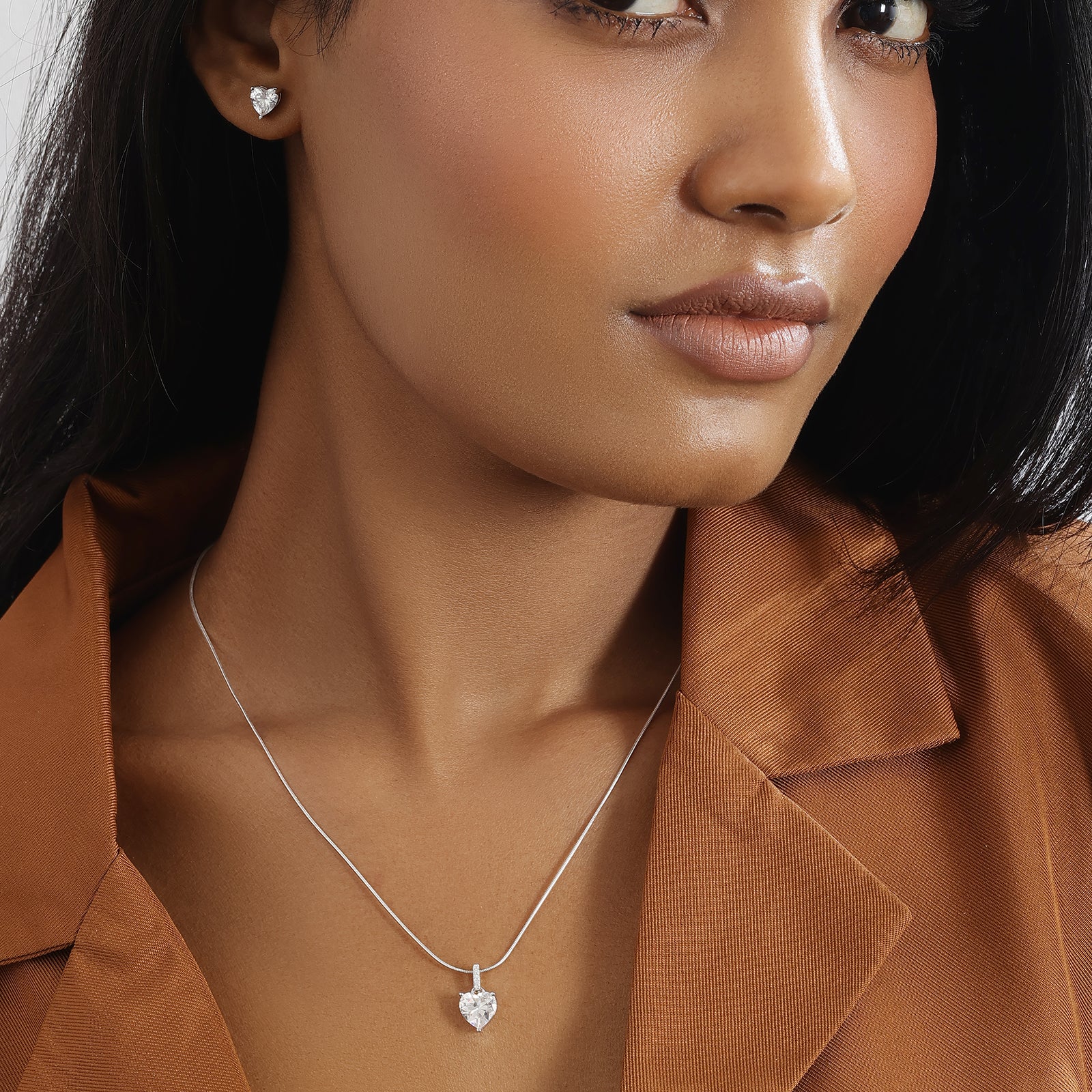 Solitaire Heart Shaped Silver Pendant & Earring Set - Tweov Jewels