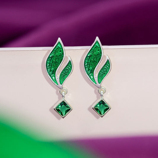 Silver Earrings - Pure 925 Silver Earrings &#8211;  Radiant emerald Leaf Danglers