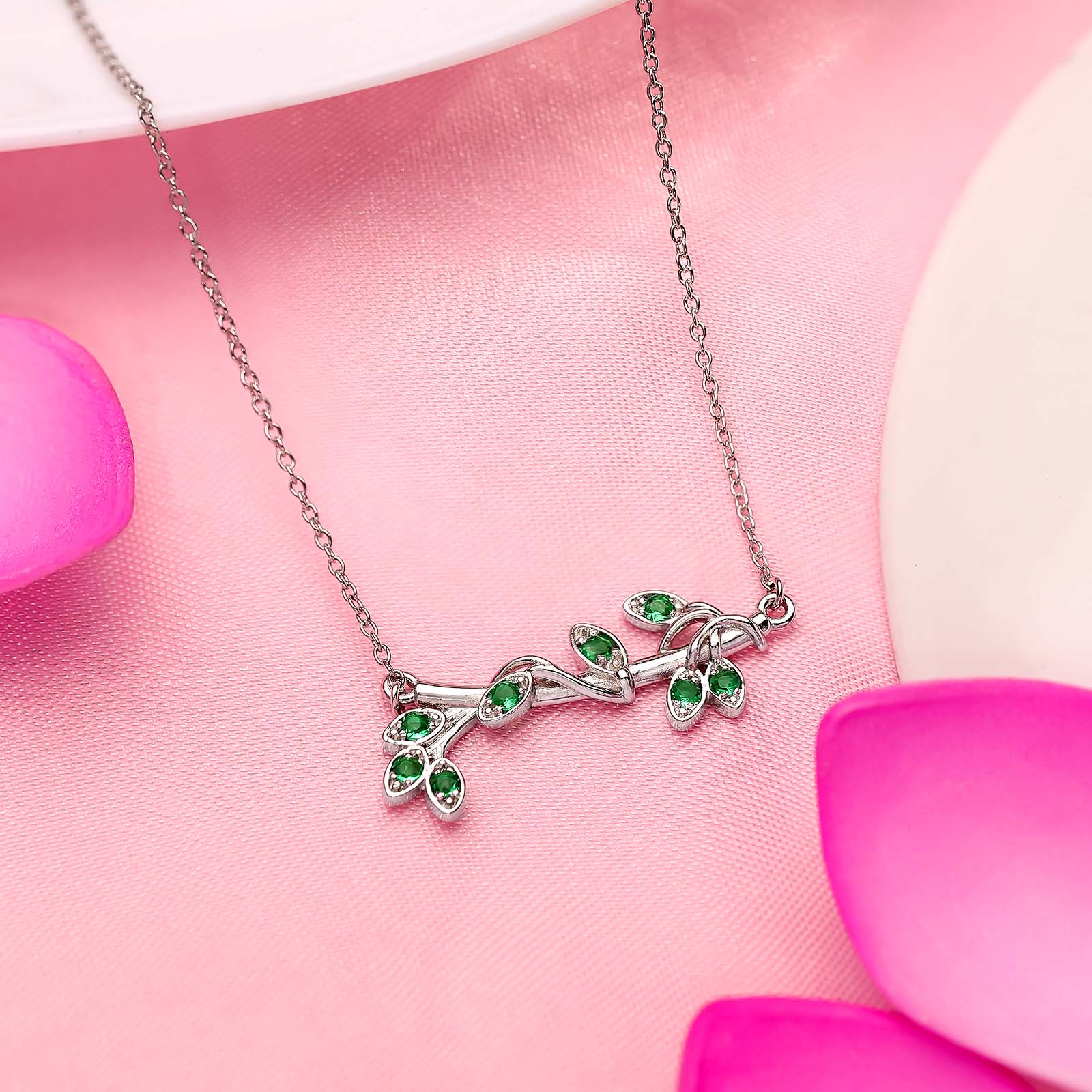 Uncategorized - Pure 925 Silver Necklace &#8211; Emerald Leaf String Pendant