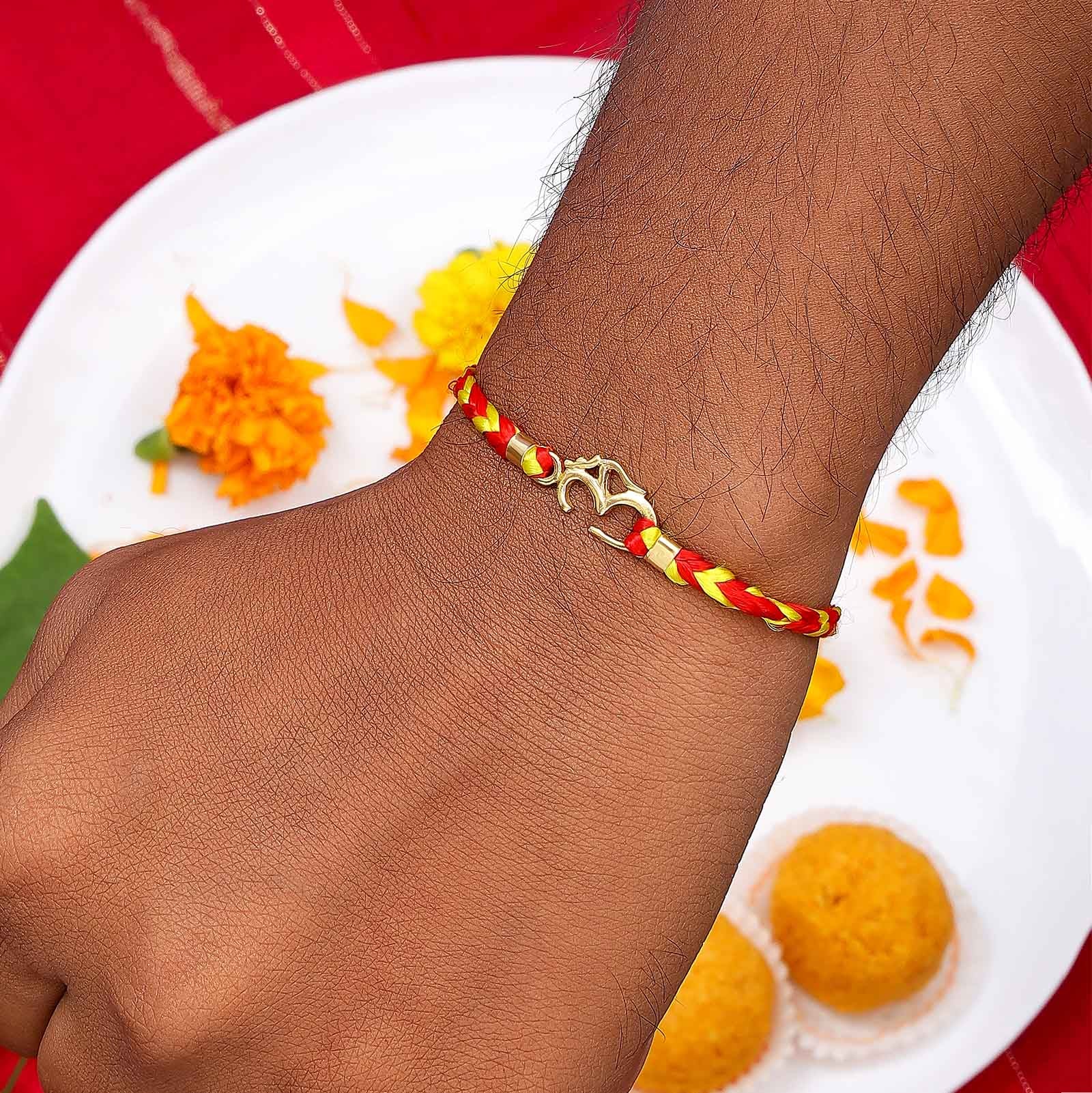 Pure 925 Silver Rakhi - Shielding With Om Serenity - Tweov Jewels