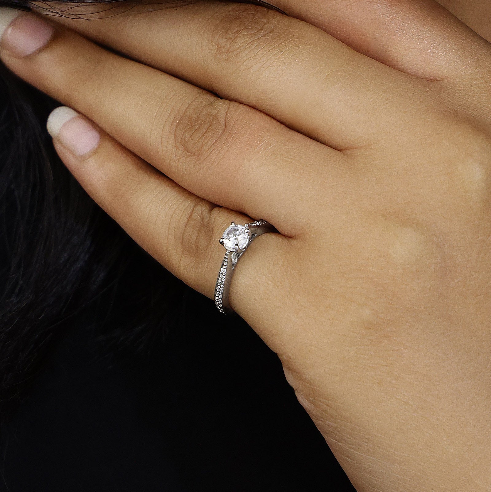 460 - Pure 925 Silver Ring &#8211; An Array of Tiny Gemstones