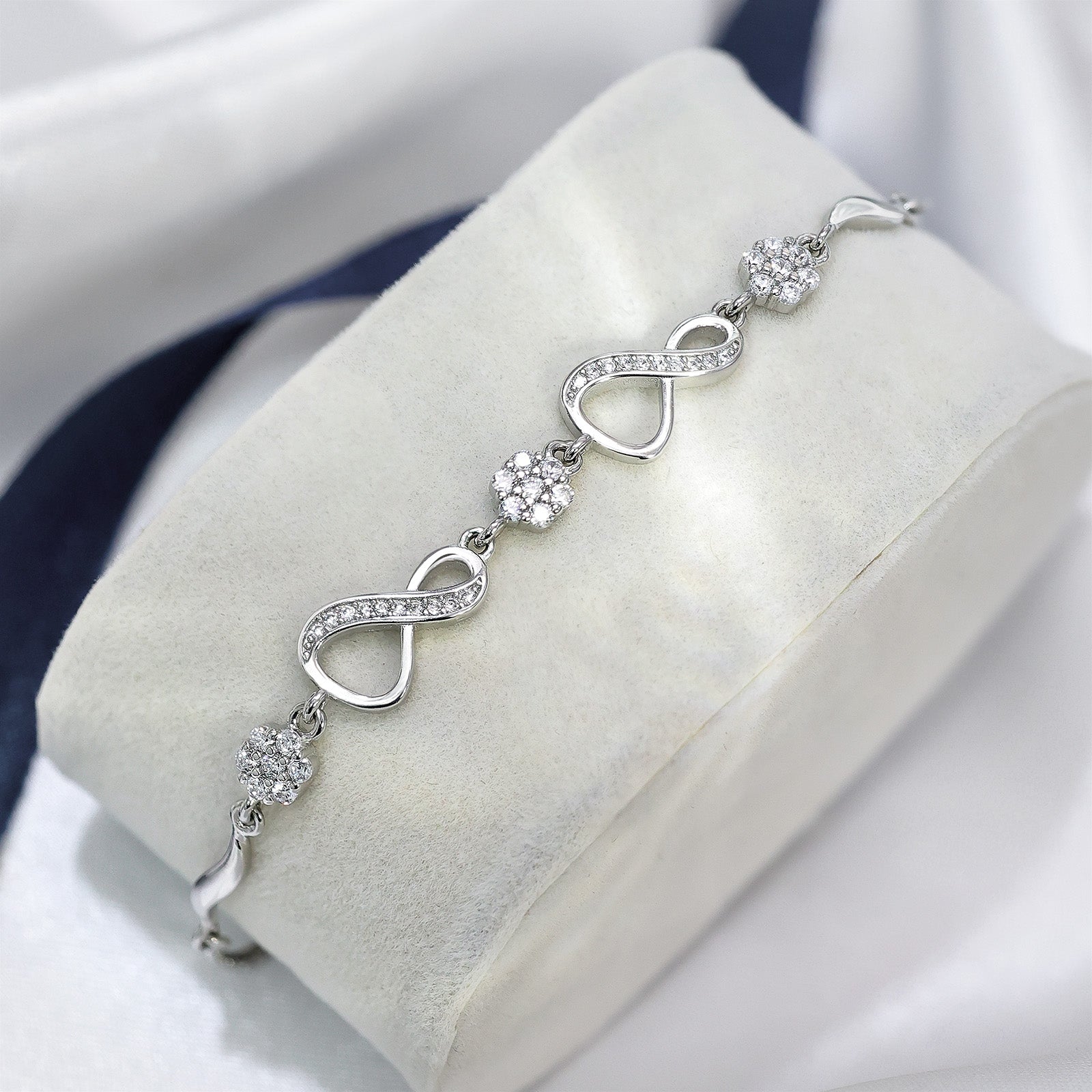 Uncategorized - Pure Silver Bracelet &#8211; Eternal Charm Infinity Silver Bracelet