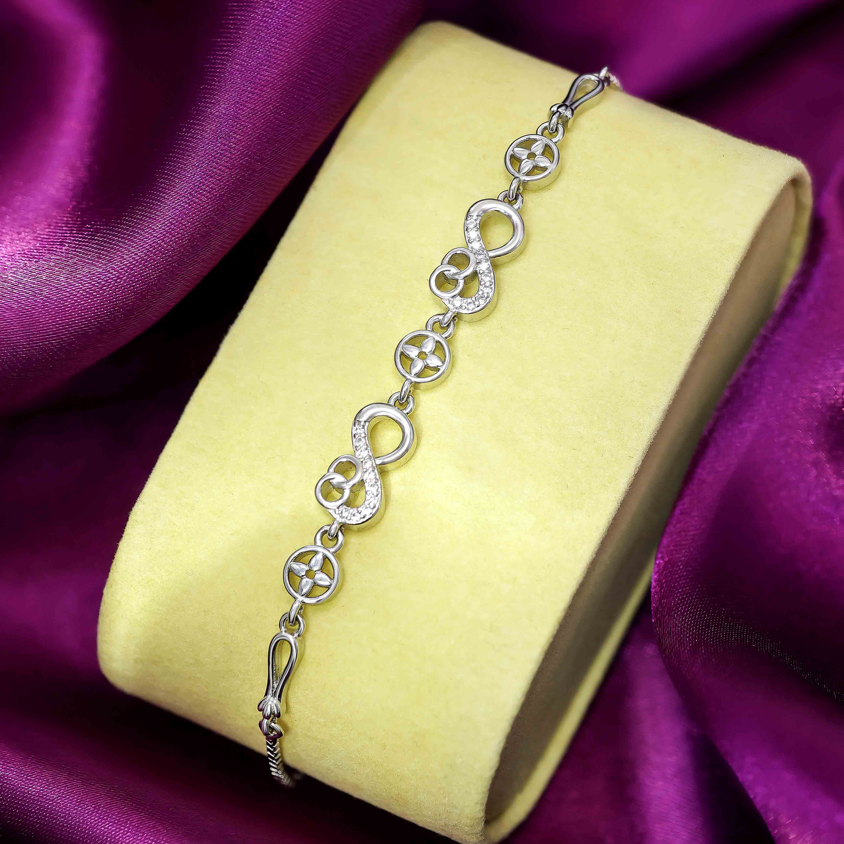 Uncategorized - Pure Silver Bracelet &#8211; Infinity Bracelet with Diamond Sparkle