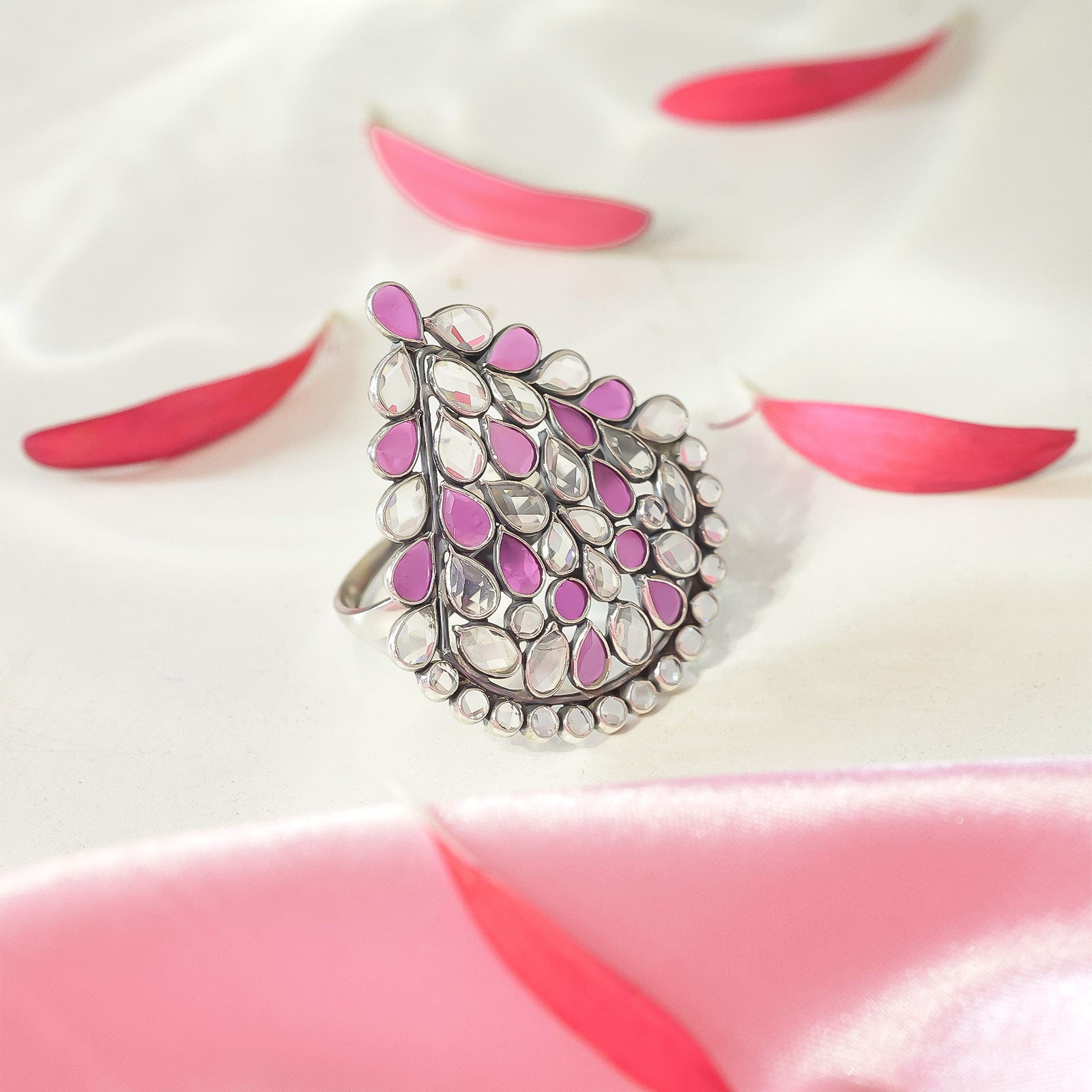 Uncategorized - Pure Silver Ring &#8211; Giant Dewdrop in Opal and Crystal