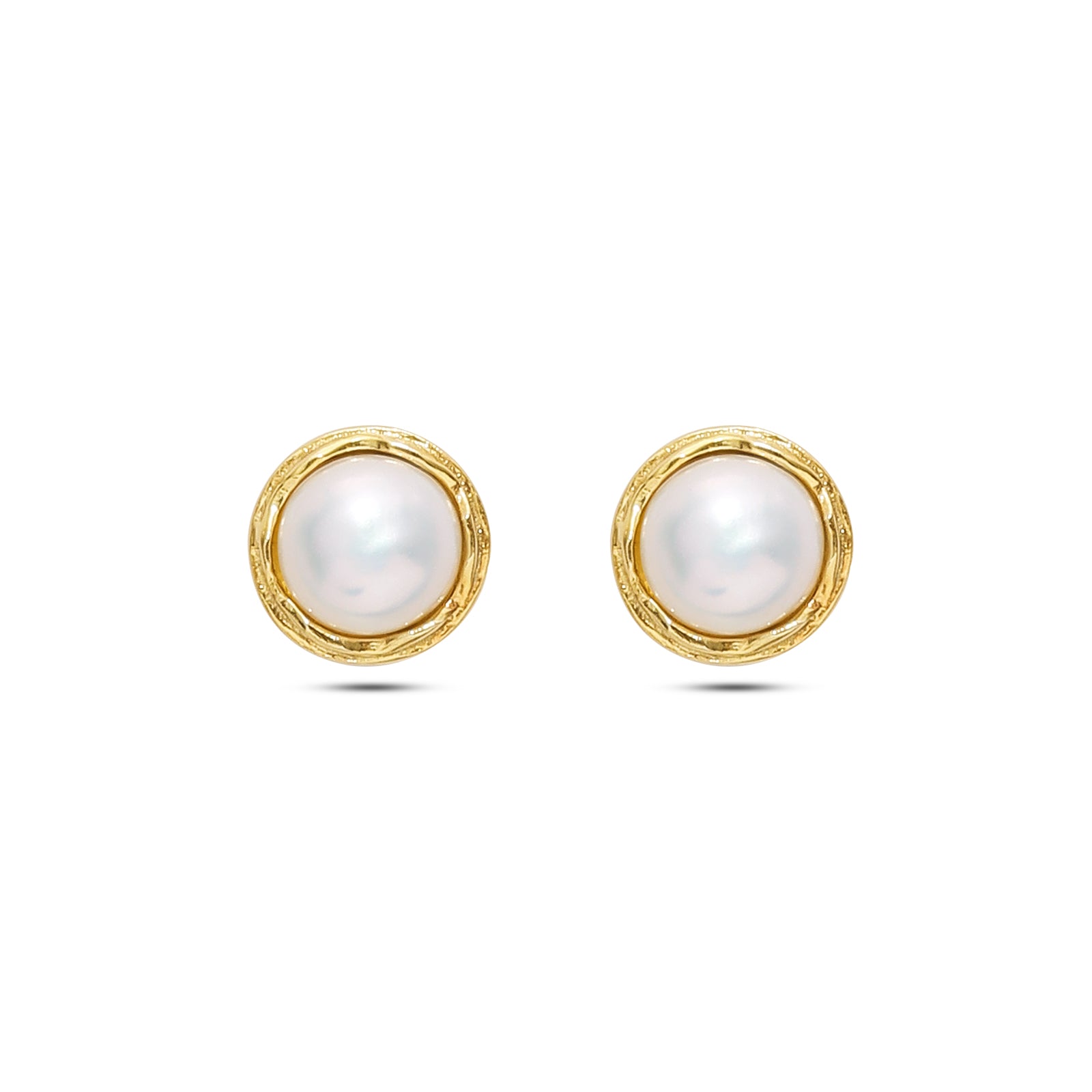 Uncategorized - Pure Silver Stud Earrings &#8211; Made of Captivating White pearls