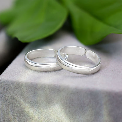 Uncategorized - Pure Silver Toe Ring &#8211; Elegance Unbound In Sleek Design