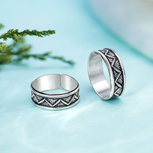 Uncategorized - Pure Silver Toe Ring &#8211; Eternal Zig Zag Waves